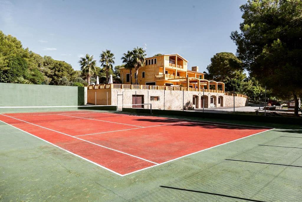 Villa Golf Sitges Виланова-и-ла-Желтру Екстериор снимка