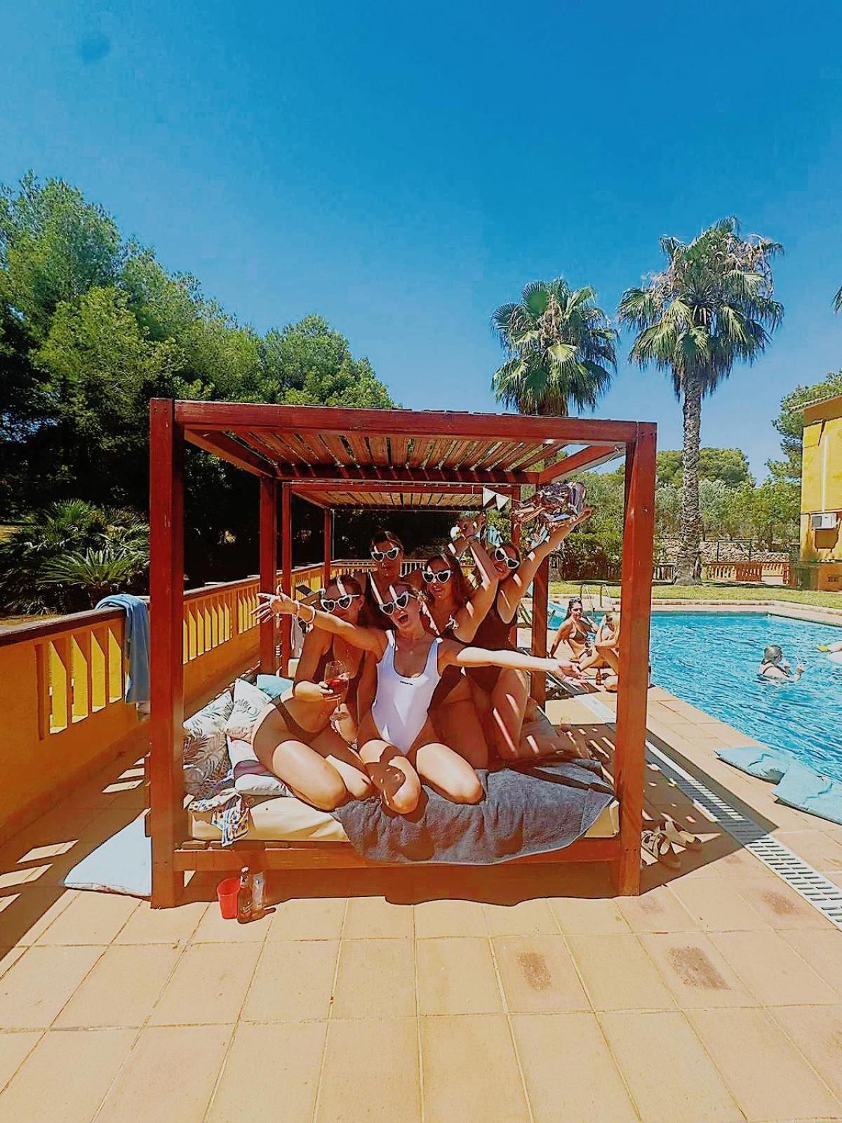 Villa Golf Sitges Виланова-и-ла-Желтру Екстериор снимка